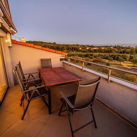 Twins Markovic Apartmán Pula