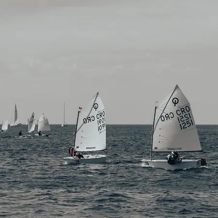 Twins Markovic Appartamento Pola