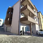 Apartment Twins Markovic