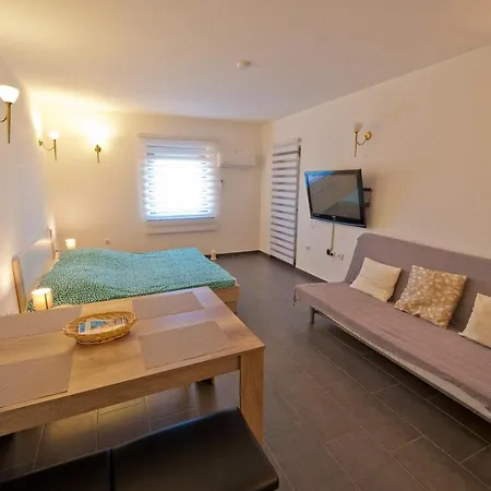 Apartment Twins Markovic *