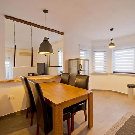 Twins Markovic Apartment