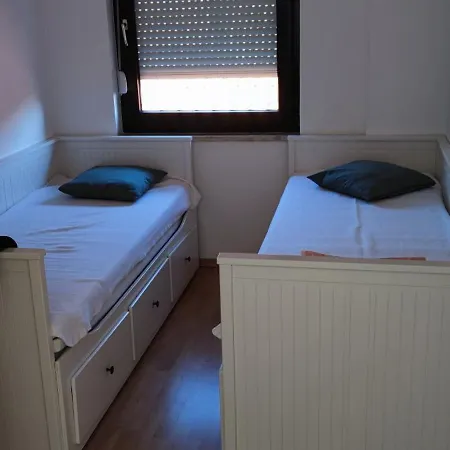 Apartment Twins Markovic Pula