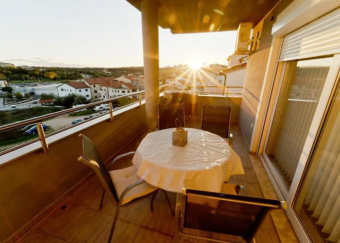 Twins Markovic Lejlighed