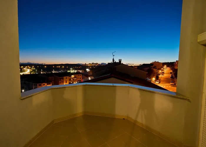 Twins Markovic Lägenhet Pula