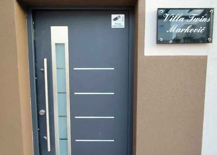 Twins Markovic * Pula