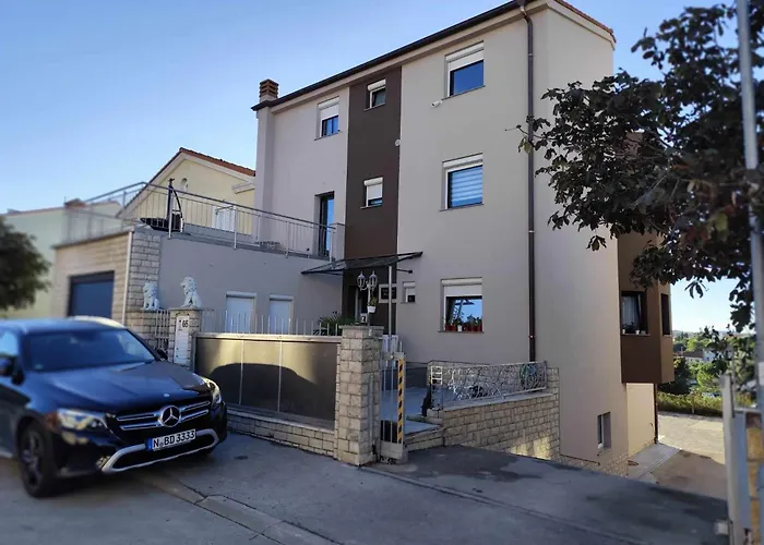 Lägenhet Twins Markovic Pula