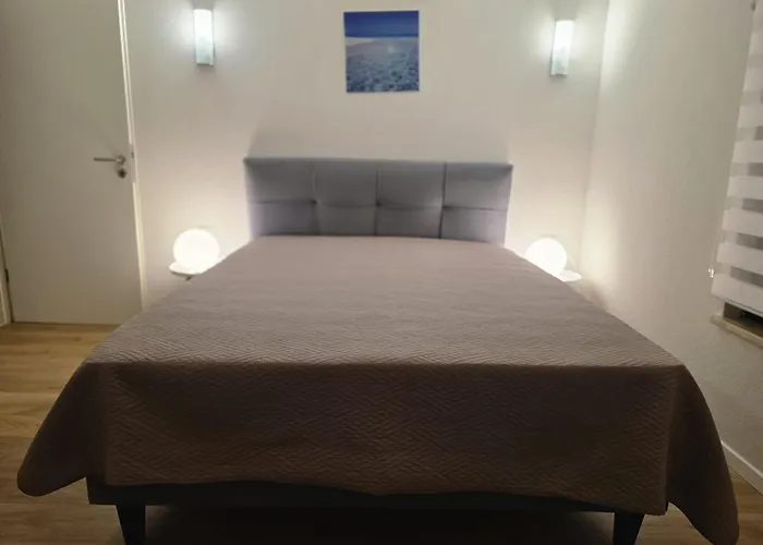 Twins Markovic Lägenhet *